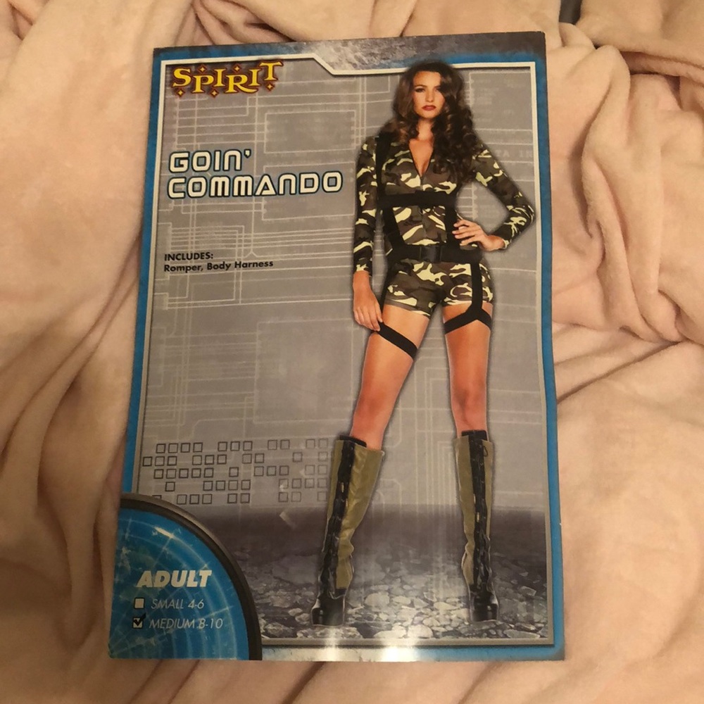 “Goin commando” Halloween costume